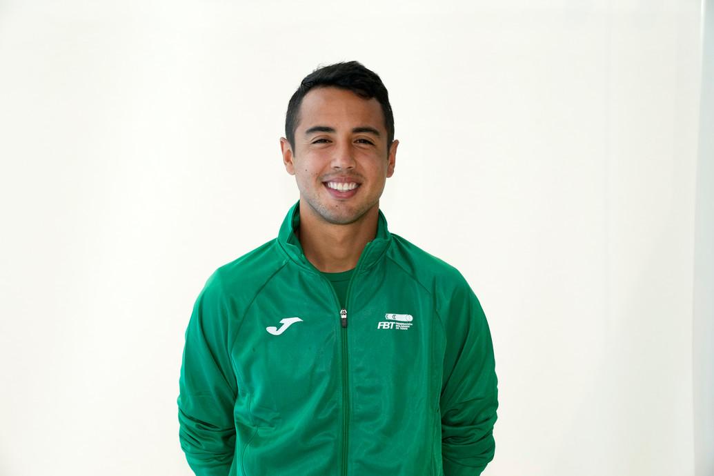 Headshot of Hugo Dellien