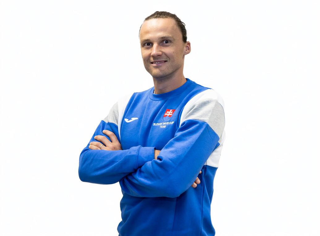 Headshot of Jozef Kovalik