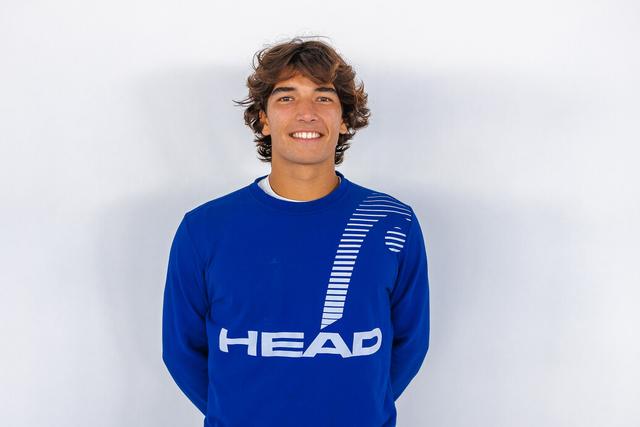 Headshot of Henrique Rocha