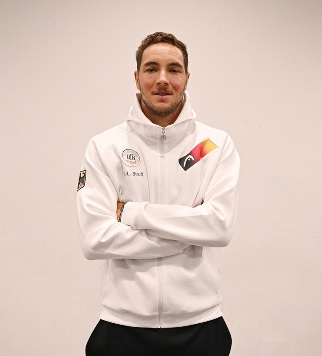 Headshot of Jan-Lennard Struff