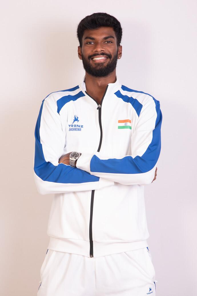 Headshot of Dhakshineswar Suresh