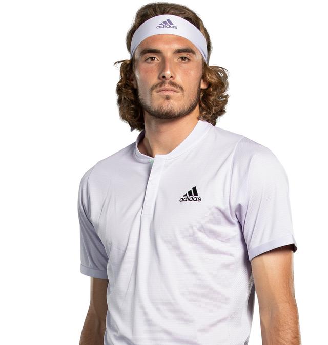 Headshot of Stefanos Tsitsipas