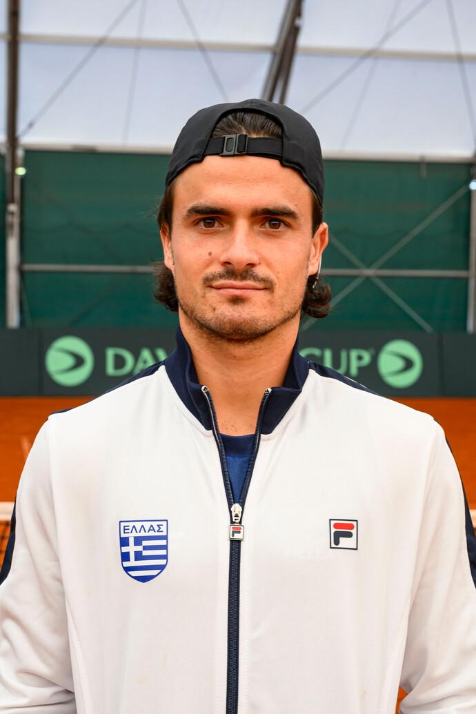 Headshot of Petros Tsitsipas