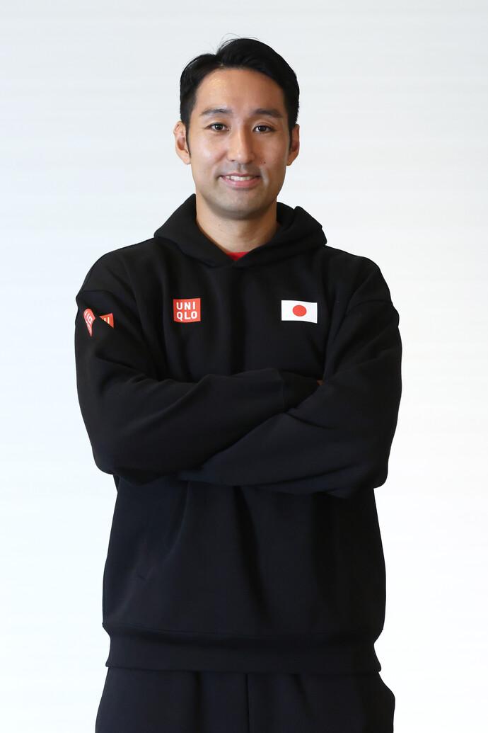 Headshot of Yasutaka Uchiyama